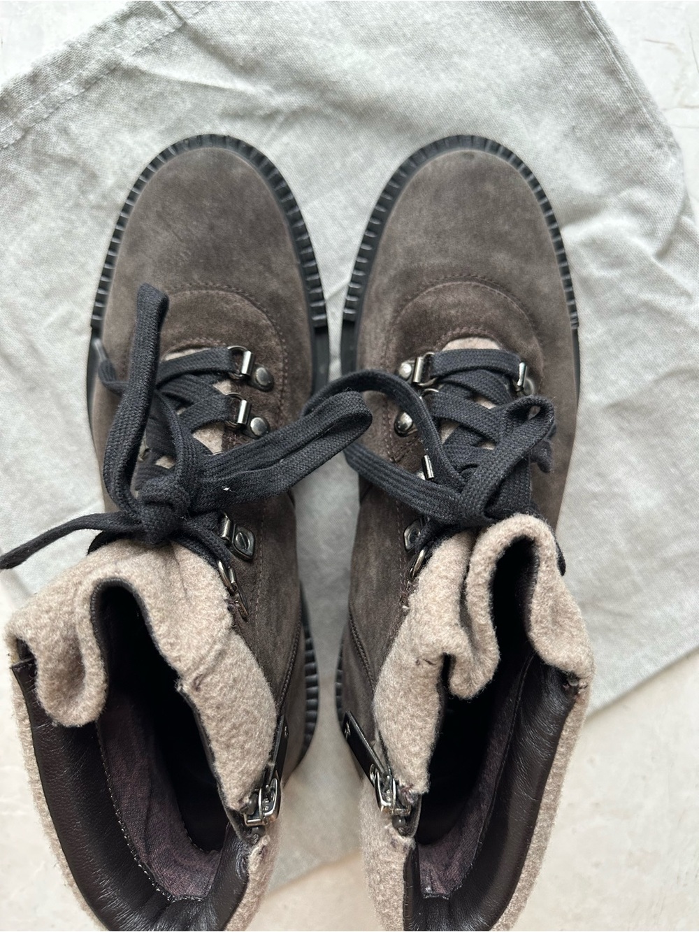 Aquatalia Angie Recycled Cashmere Trim Boots -size 7